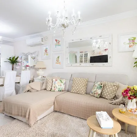 Sunset Oceanview أذيخي