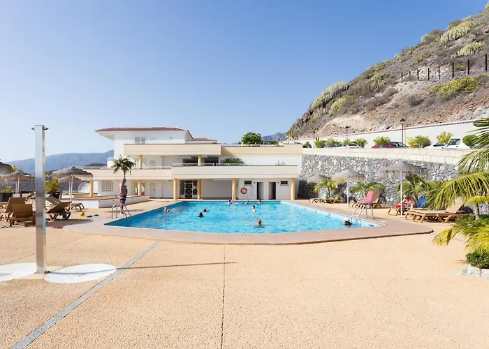 Sunset Oceanview Apartment *