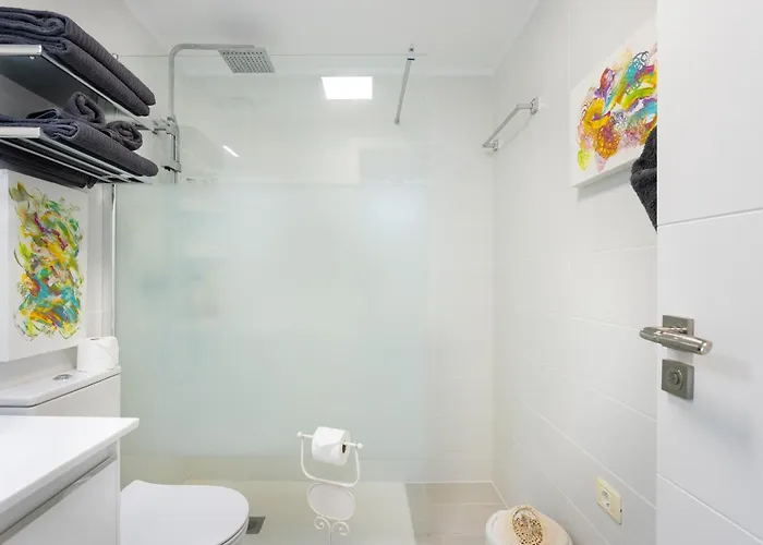 Sunset Oceanview 아파트 아데제